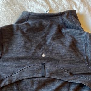 LULU JACKET- gray and white mix- size 8